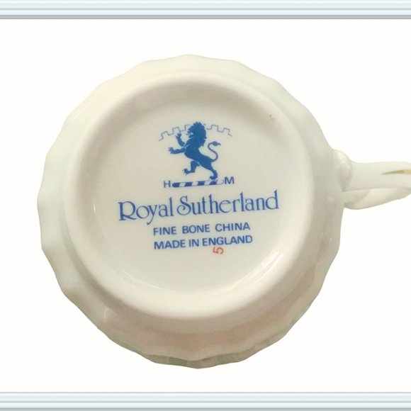 Royal Sutherland Tea Cup Saucer Set Floral Motif Fine Bone China Made in England - Picture 12 of 12